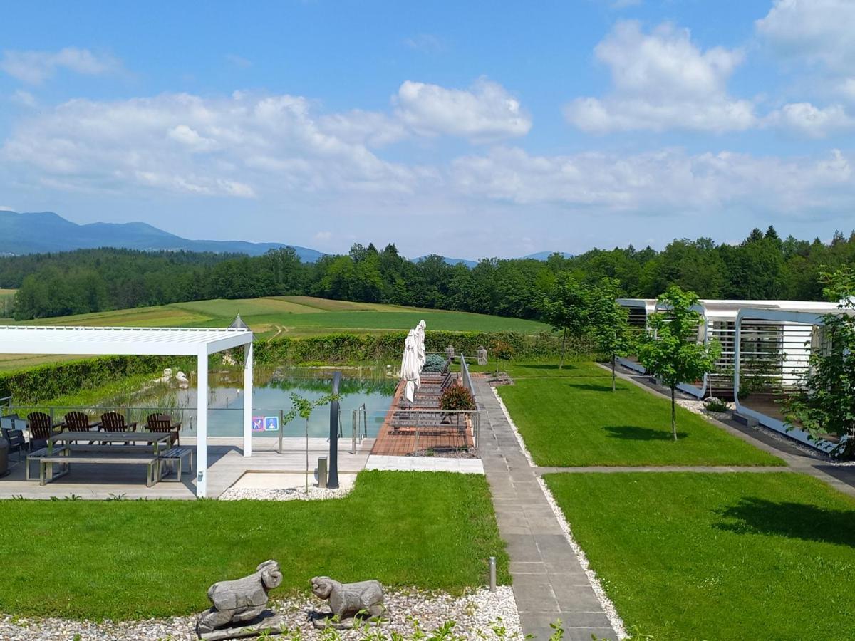 Glamping Maleric With Natural Pool Dragatus Luaran gambar